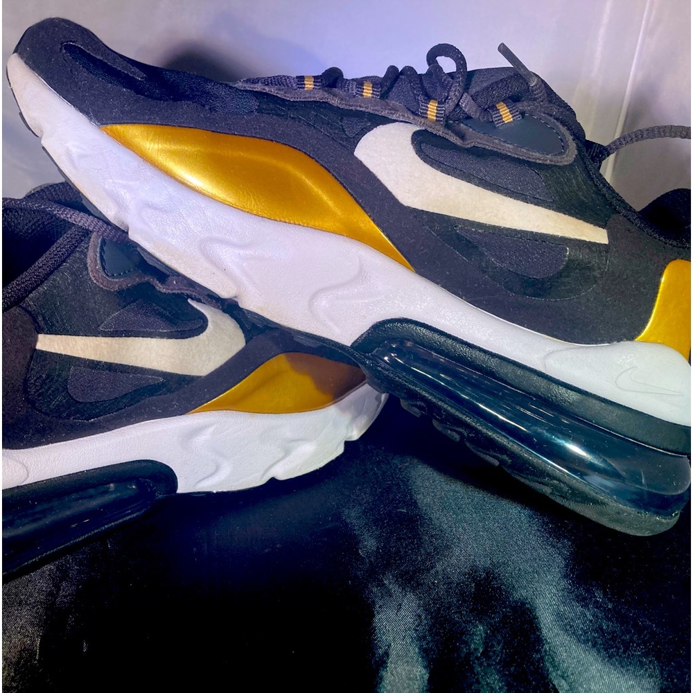 Nike 270Air React